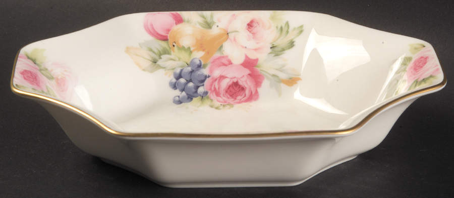 Rosemead Sweet Meat Dish by Mikasa-1