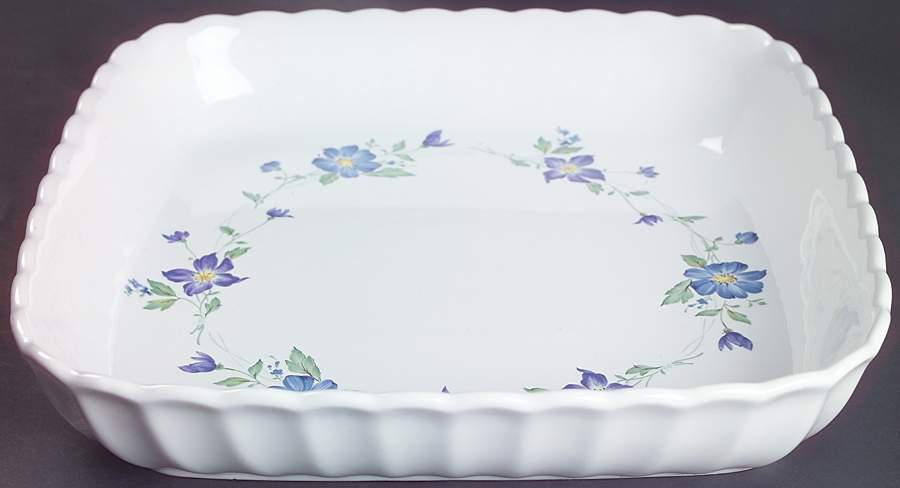 Rotunda 10" Square Baker by Mikasa-1