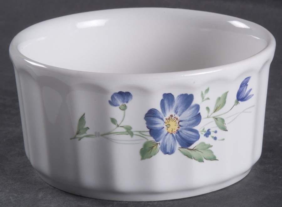 Rotunda Individual Souffle by Mikasa-1
