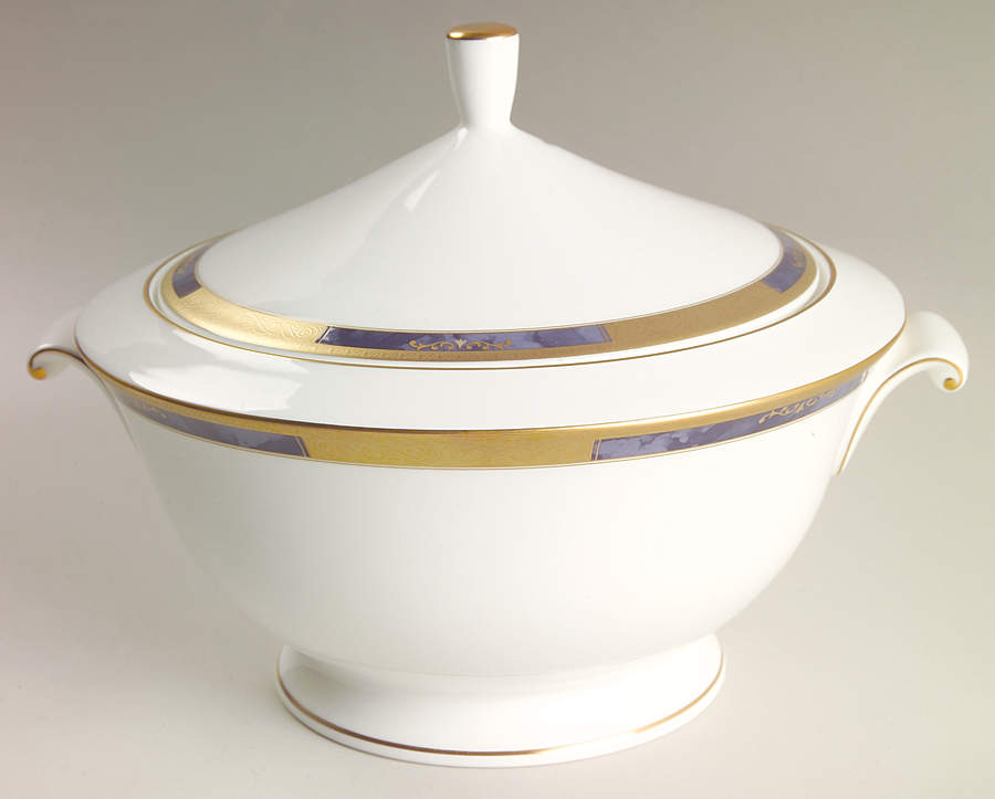 Royal Villa Round Covered Vegetable by Mikasa-1