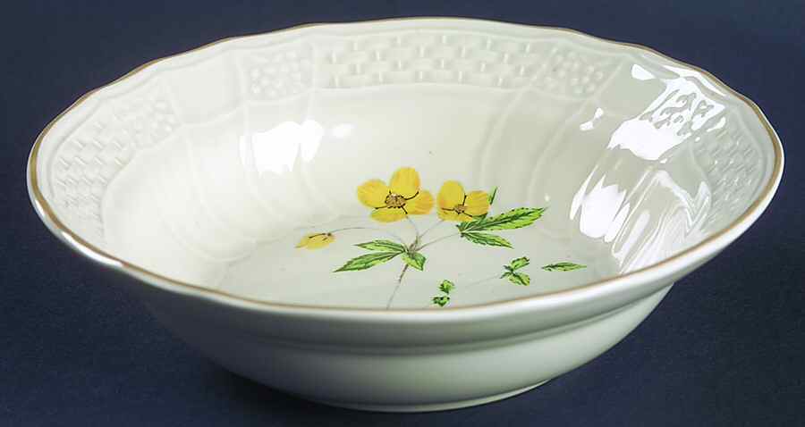 Royalty Fruit/Dessert (Sauce) Bowl by Mikasa-1