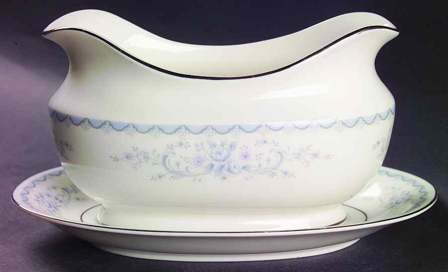 Sabrina Gravy Boat & Underplate by Mikasa-1