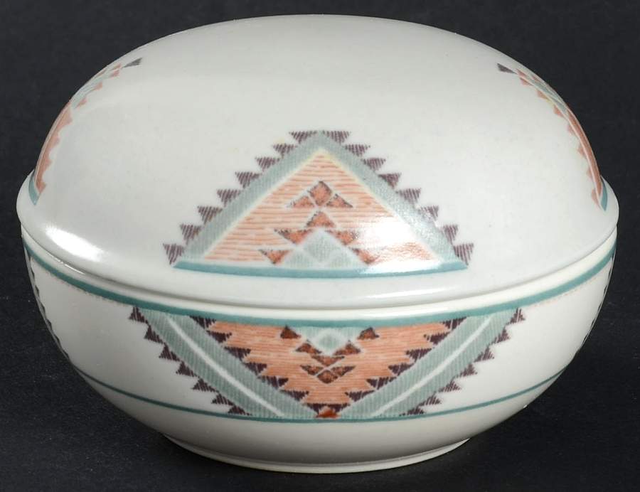 Santa Fe 3" Round Box & Lid by Mikasa-1