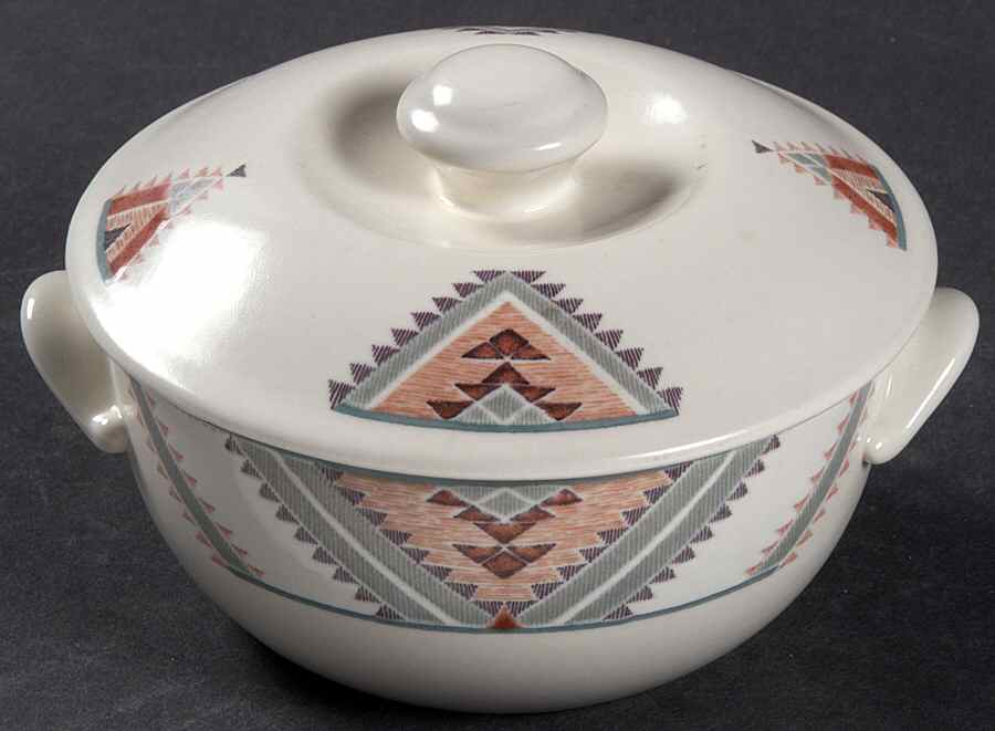 Santa Fe Individual Casserole & Lid by Mikasa-1