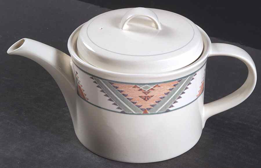 Santa Fe Teapot & Lid by Mikasa-1
