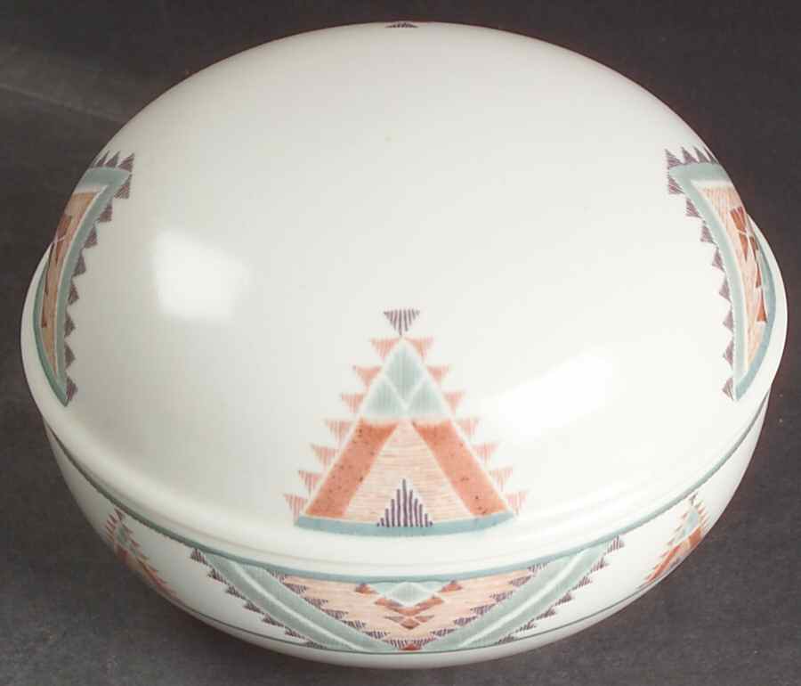 Santa Fe 4" Round Box & Lid by Mikasa-1
