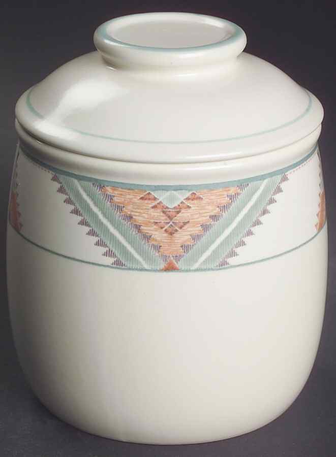 Santa Fe Small Canister & Lid with Seal Ring by Mikasa-1