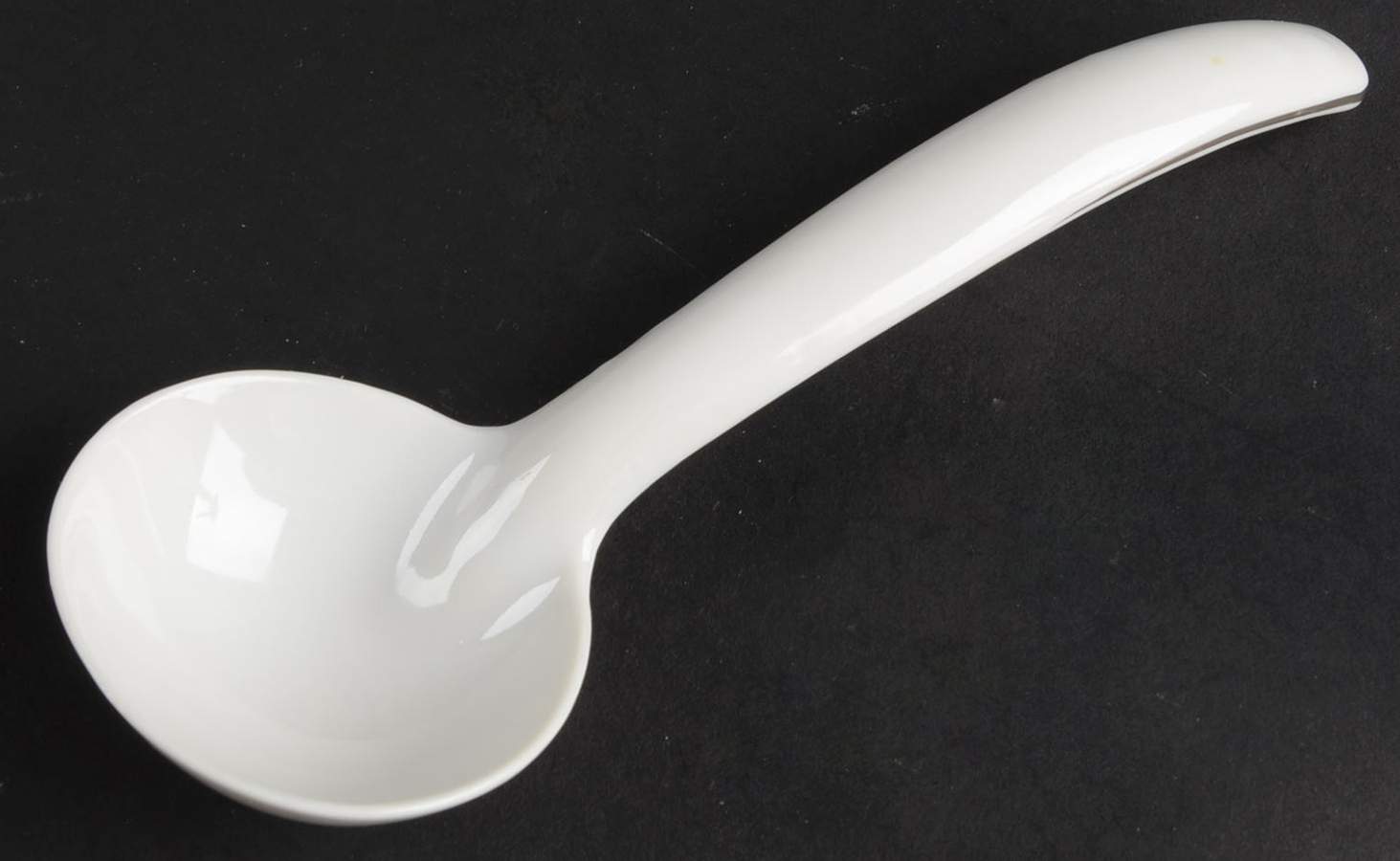 Sakura Gravy Ladle Solid Piece by Mikasa-1