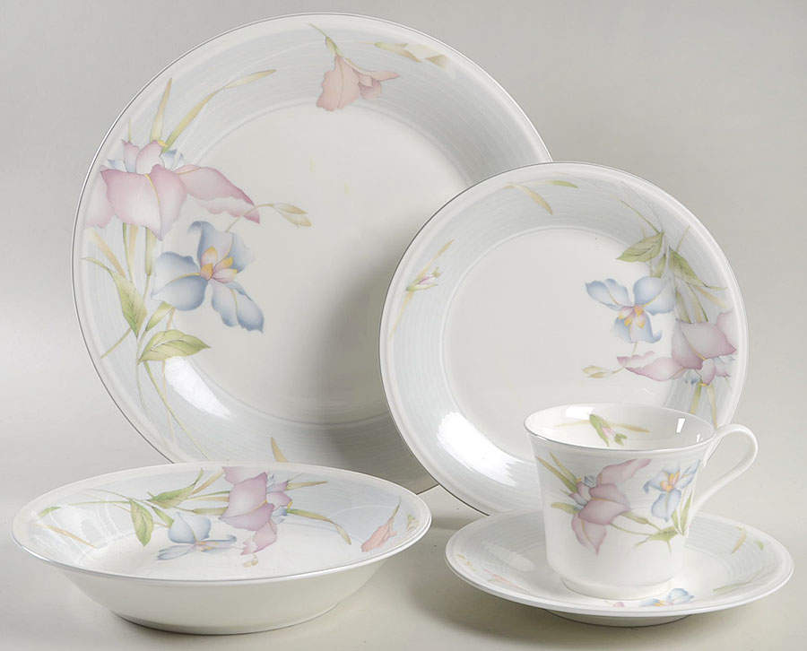 Sea Flower 5 Piece Place Setting by Mikasa-1