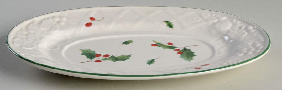Season's Holly Underplate for Gravy Boat by Mikasa-1