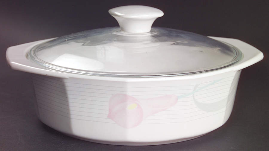 Serenade Pink 1.25 Qt Round Covered Casserole by Mikasa-1