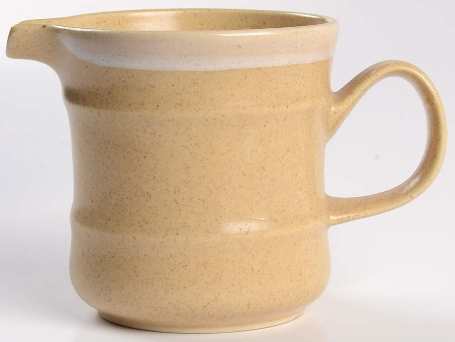 Sea Sand Creamer by Mikasa-1