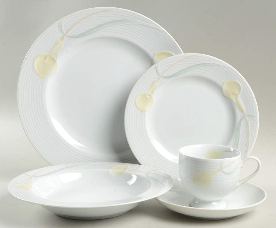 Serenade Yellow 5 Piece Place Setting by Mikasa-1