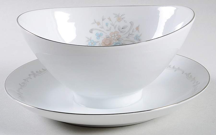 Sheila Gravy Boat with Attached Underplate by Mikasa-1
