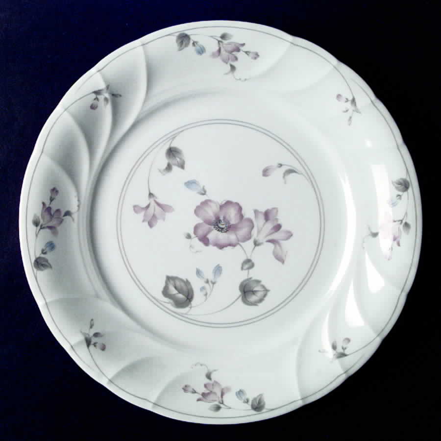 Shelburn Dinner Plate by Mikasa-1