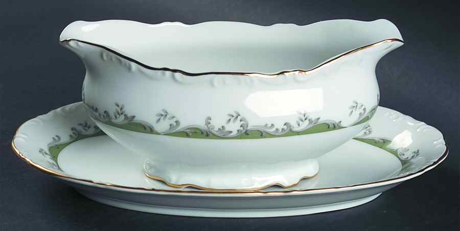 Shetland Gravy Boat & Underplate/Relish by Mikasa-1