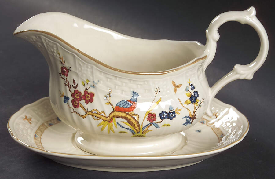 Shangri-La (D1001, Fine Ivory) Gravy Boat & Underplate by Mikasa-1