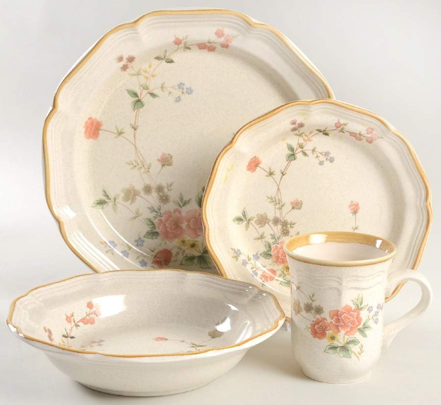 Silk Bouquet 4 Piece Place Setting by Mikasa-1