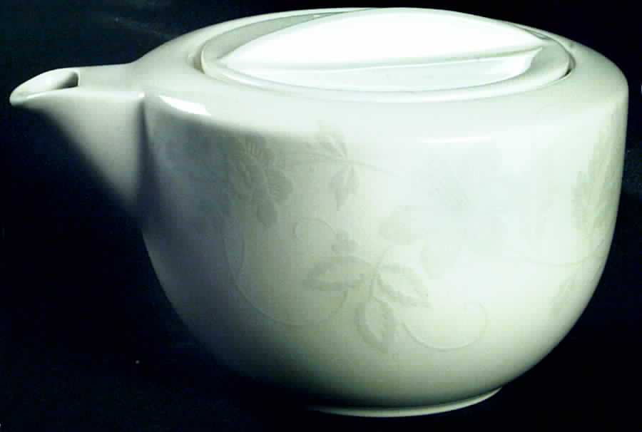 Silk Brocade Creamer & Lid by Mikasa-1