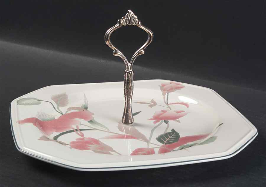 Silk Flowers Round Serving Plate with Handle (DP) by Mikasa-1