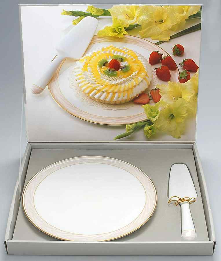 Silk Moire Cake Plate & Solid Ceramic Server Set (Boxed) by Mikasa-1