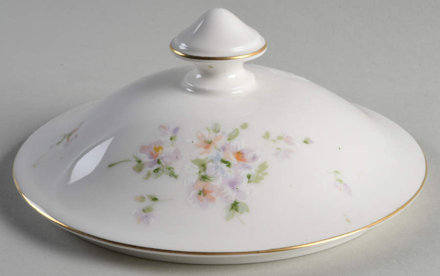 Silver Shadow Lid for Round Vegetable by Mikasa-1