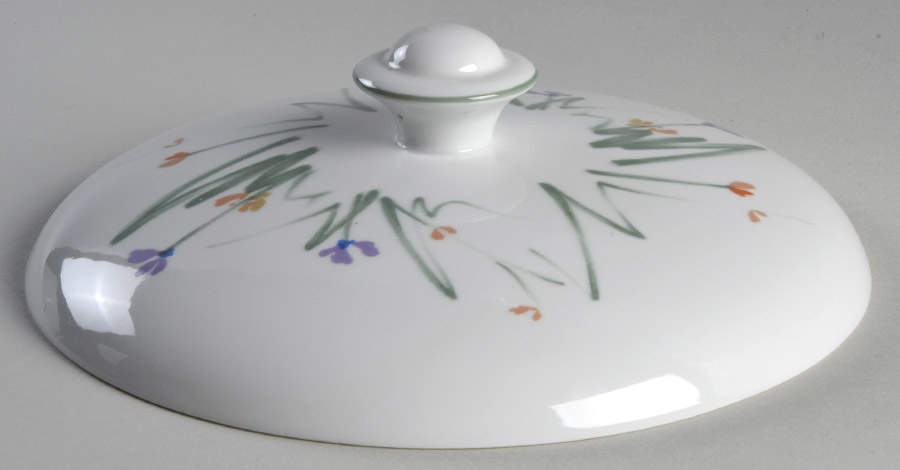 Sketch Book Lid for 2.5 Qt Round Casserole by Mikasa-1