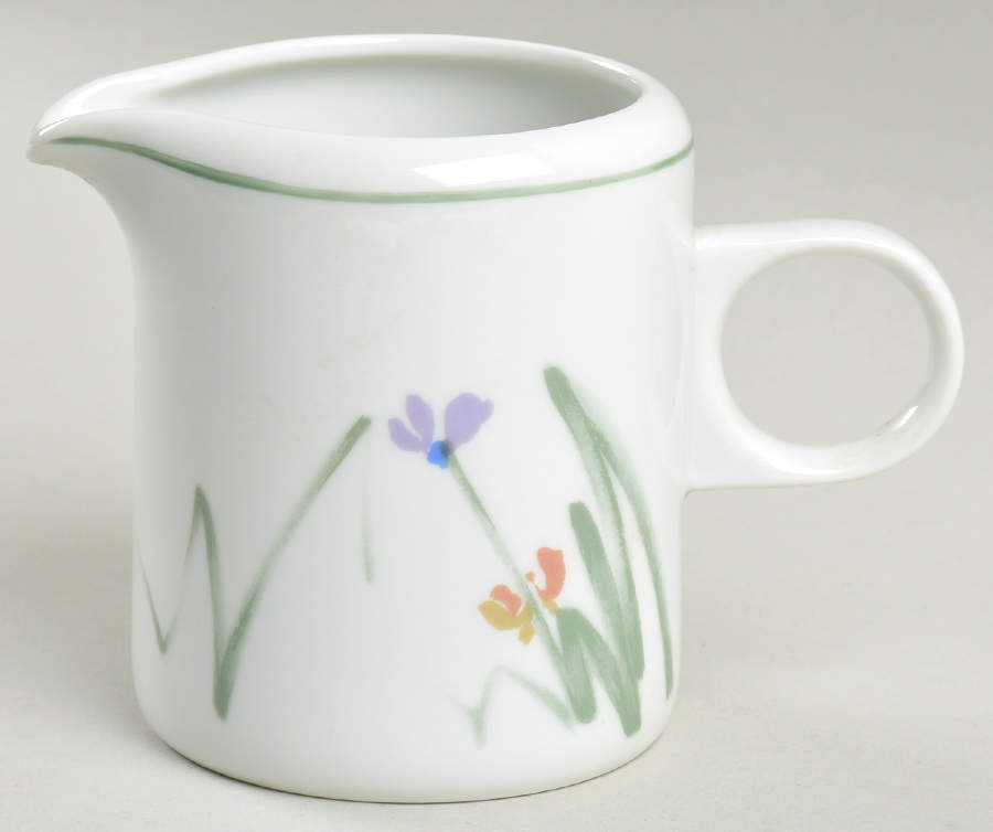 Sketch Book Creamer by Mikasa-1
