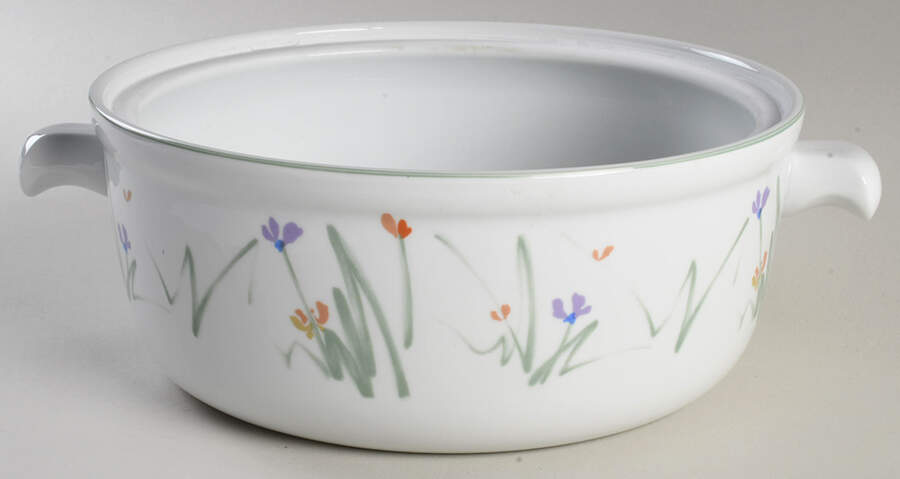Sketch Book 1.25 Qt Round Casserole No Lid by Mikasa-1