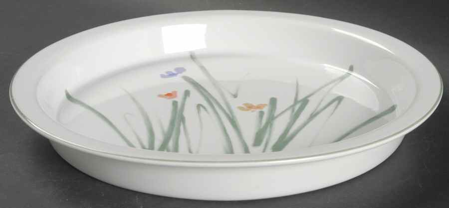 Sketch Book Pie Serving Plate by Mikasa-1
