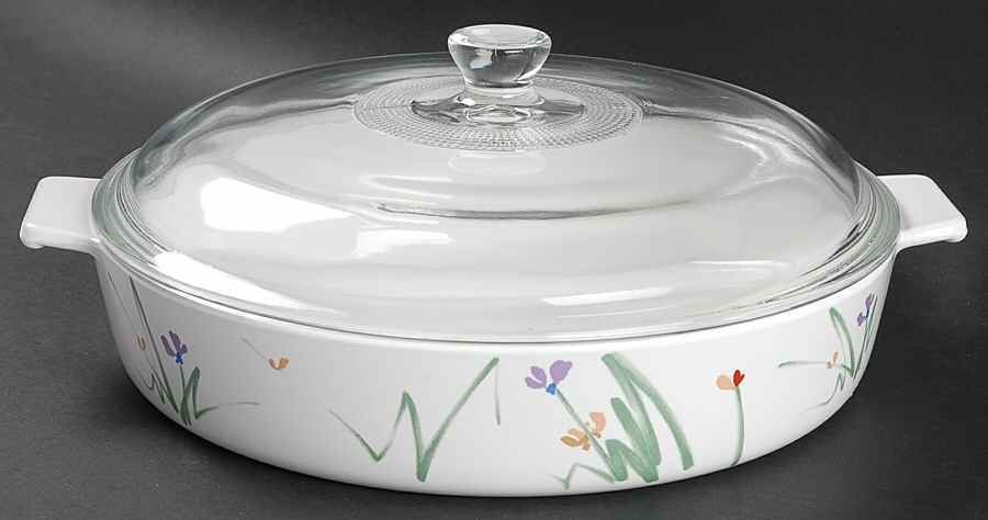 Sketch Book 2.5 Qt Round Covered Casserole by Mikasa-1
