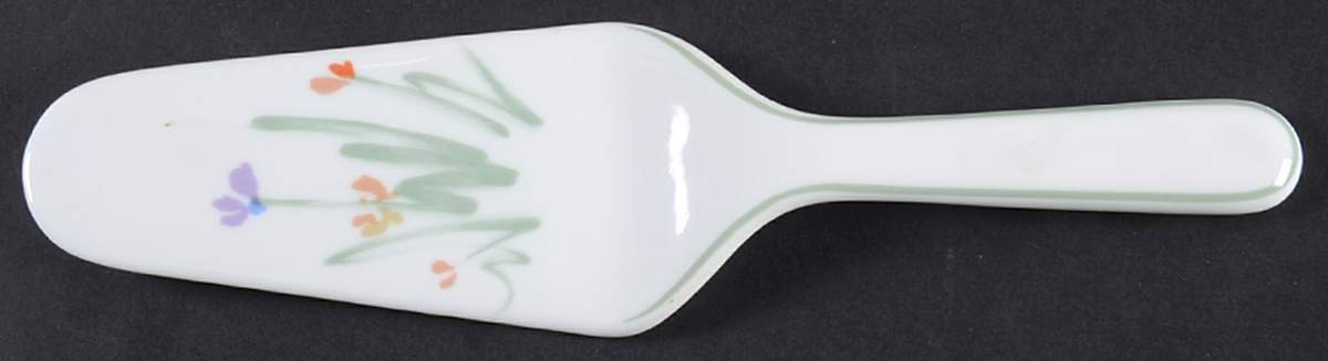 Sketch Book Solid Ceramic Pie/Cake Server by Mikasa-1
