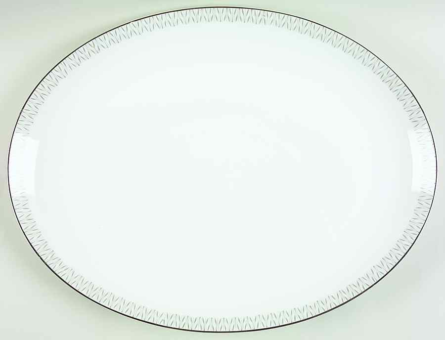 Smart Set 16" Oval Serving Platter by Mikasa-1