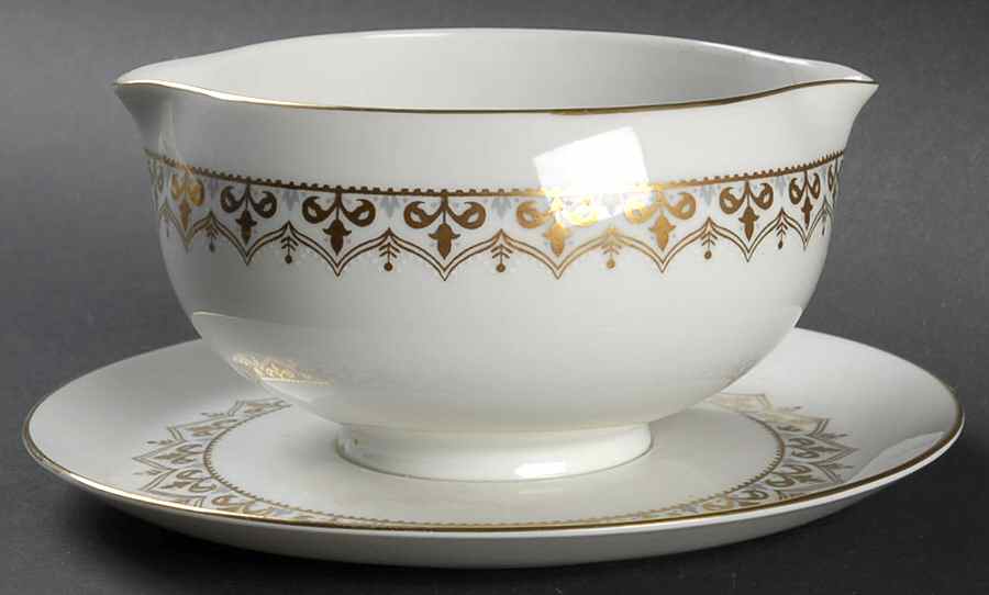 Snowflake Gravy Boat with Attached Underplate by Mikasa-1