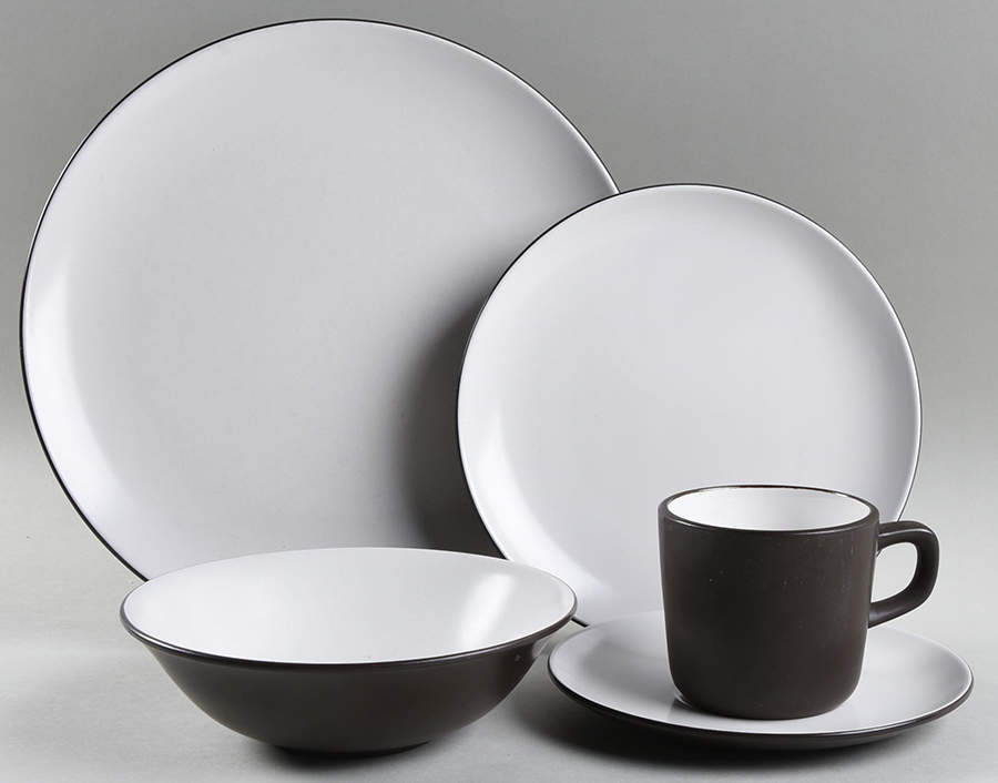 Snow White 5 Piece Place Setting by Mikasa-1