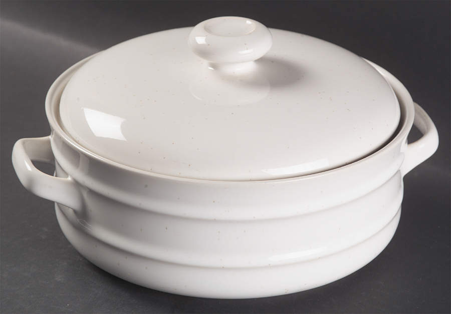 Snow White 1.5 Qt Round Covered Casserole by Mikasa-1