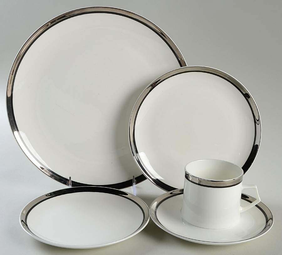 Solitude 40 Piece Estate Set by Mikasa-1