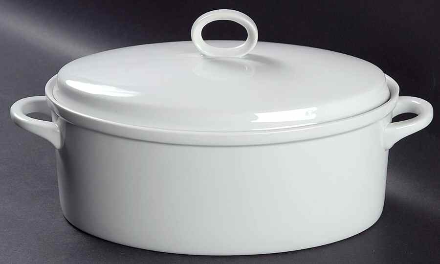 Sophisticate White 2 Quart Oval Covered Casserole by Mikasa-1