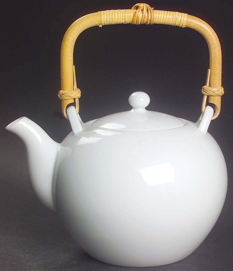 Sophisticate White Small Teapot & Lid by Mikasa-1