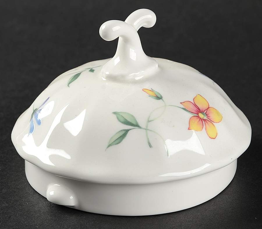 Sorrento Lid for Coffee Pot by Mikasa-1