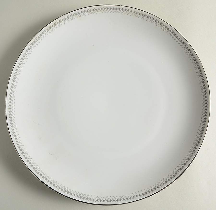 Spartan 11" Chop Plate (Round Platter) by Mikasa-1