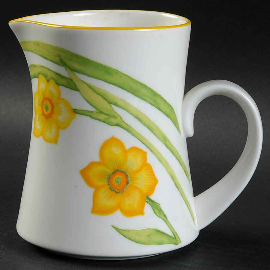 Spring Beauty Creamer by Mikasa-1