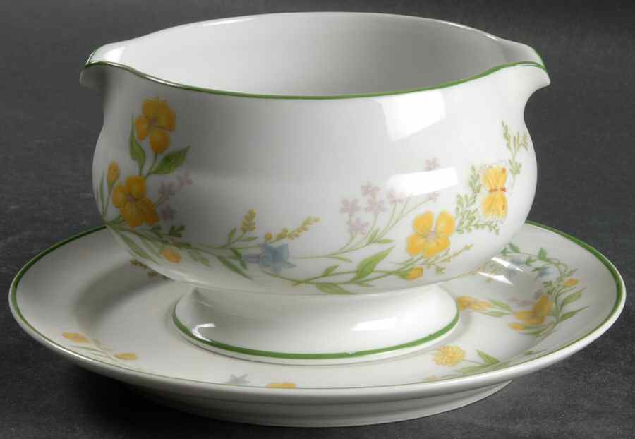 Spring Delight Gravy Boat & Underplate by Mikasa-1