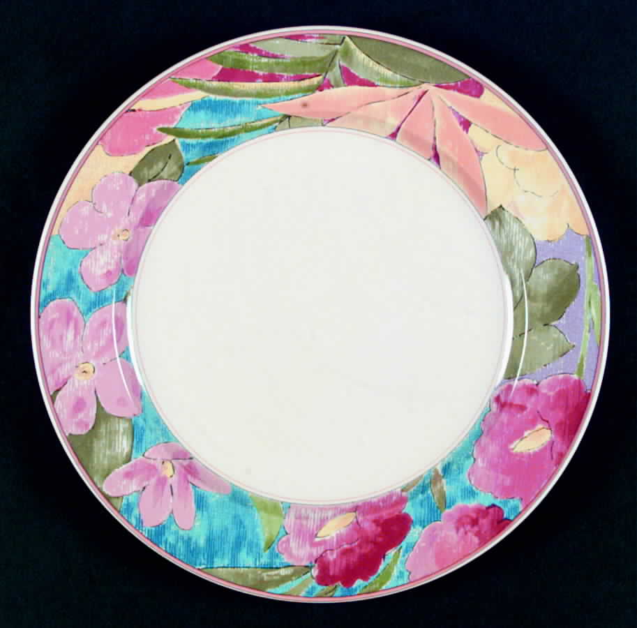 Splendrous Dinner Plate by Mikasa-1