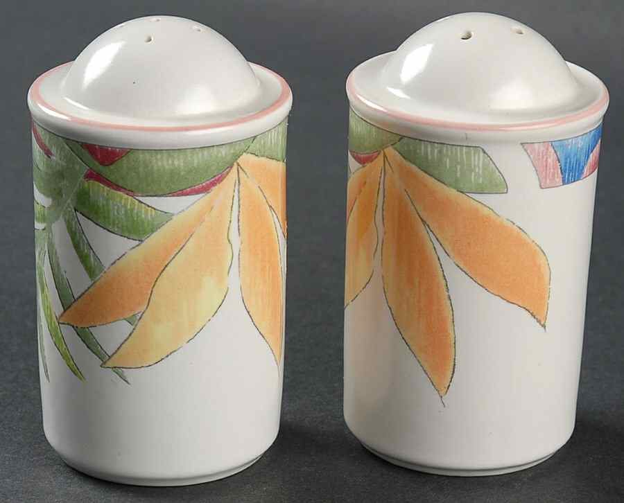 Splendrous Salt & Pepper Set by Mikasa-1