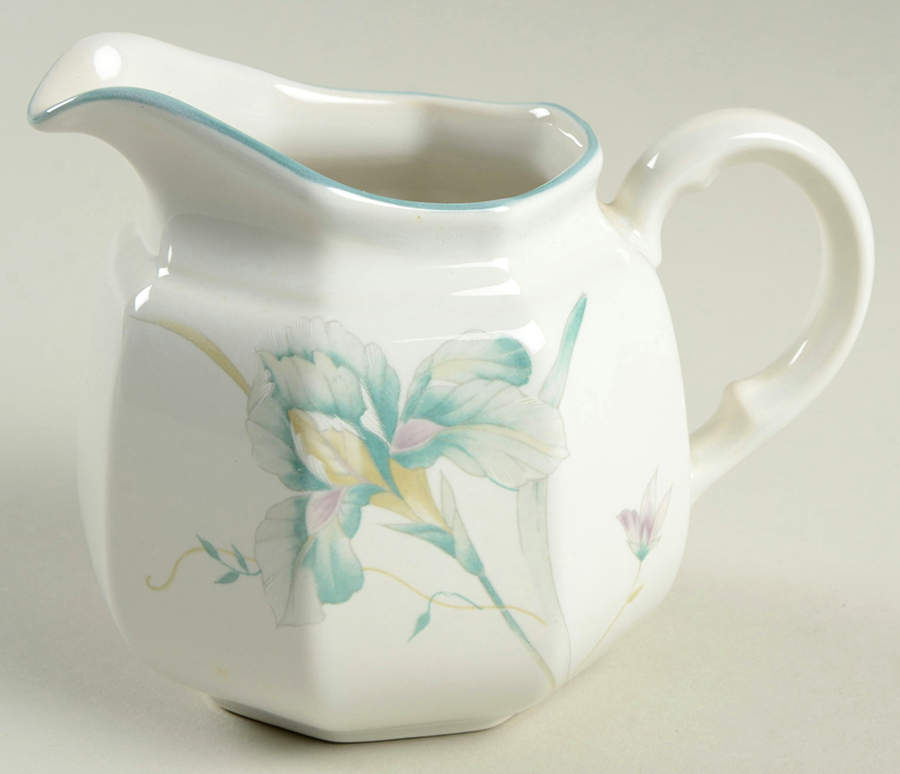 Spring Promise Creamer by Mikasa-1