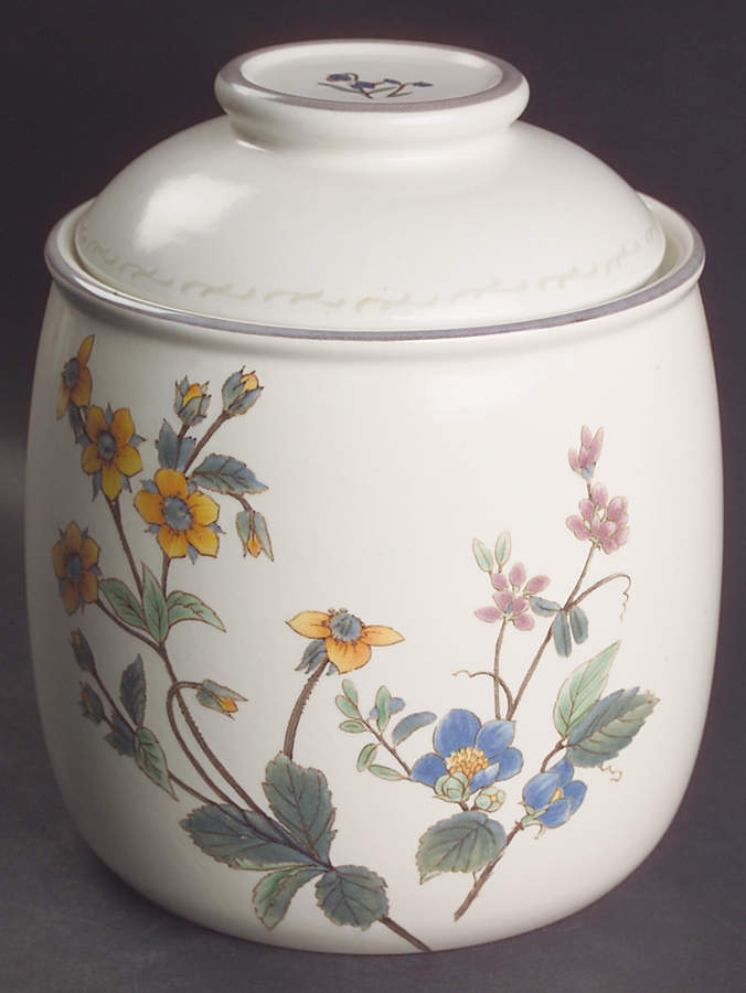 Spring Tradition Extra Large Canister & Lid by Mikasa-1