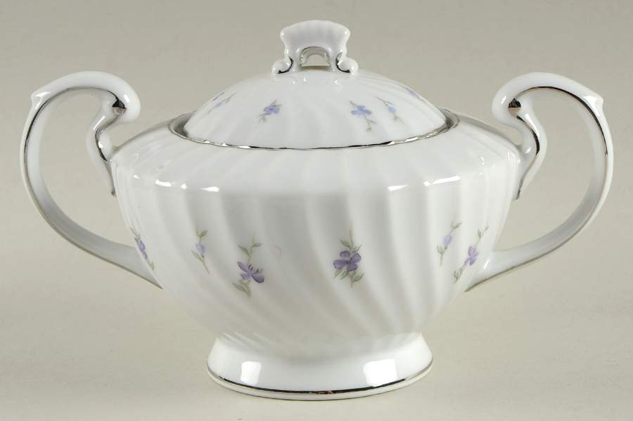Spring Violet Sugar Bowl & Lid by Mikasa-1
