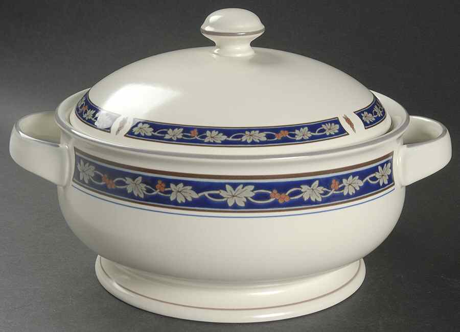 Spring Vine 2 Qt Round Covered Casserole by Mikasa-1