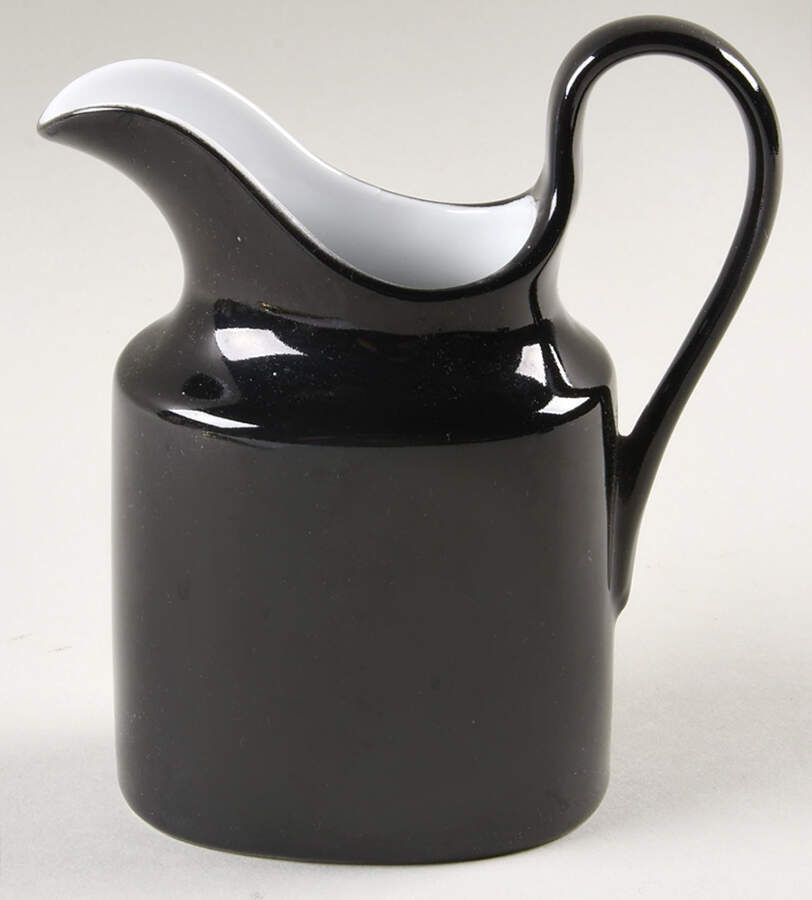 Step Black White Creamer by Mikasa-1
